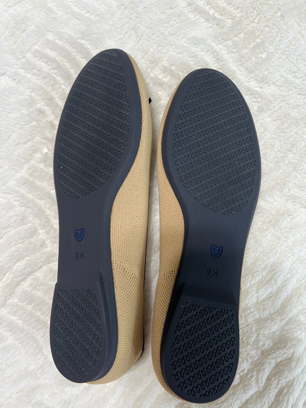 NIB Rothy’s The Ballet Flat Beige & Black Bow Knit Flats Women’s Size 9.5 - Picture 7 of 11
